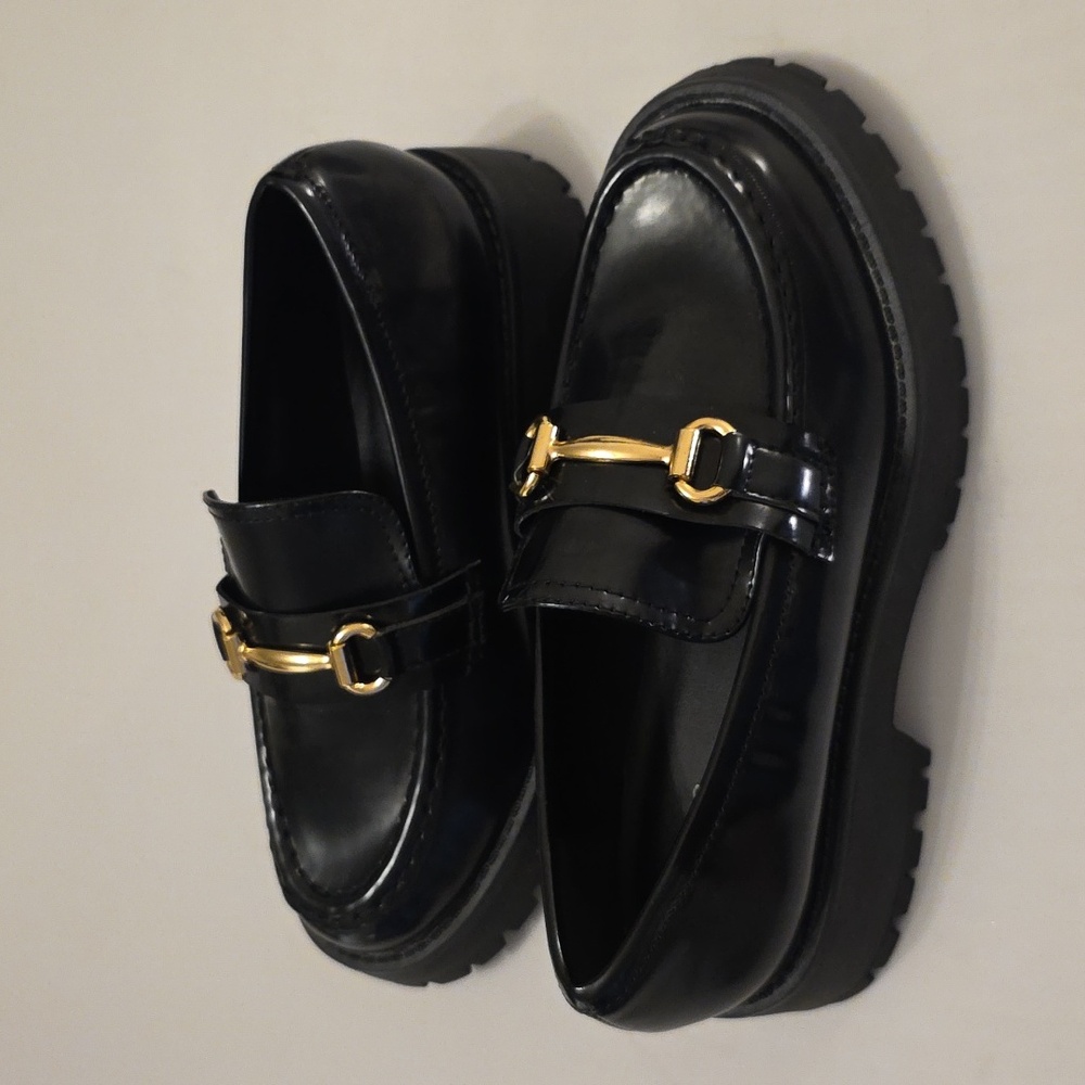 BRAN NEW OSOS DESIGN  WOMEN'S LUG SOLE LOAFER WITH HORSEBIT - Picture 12 of 16